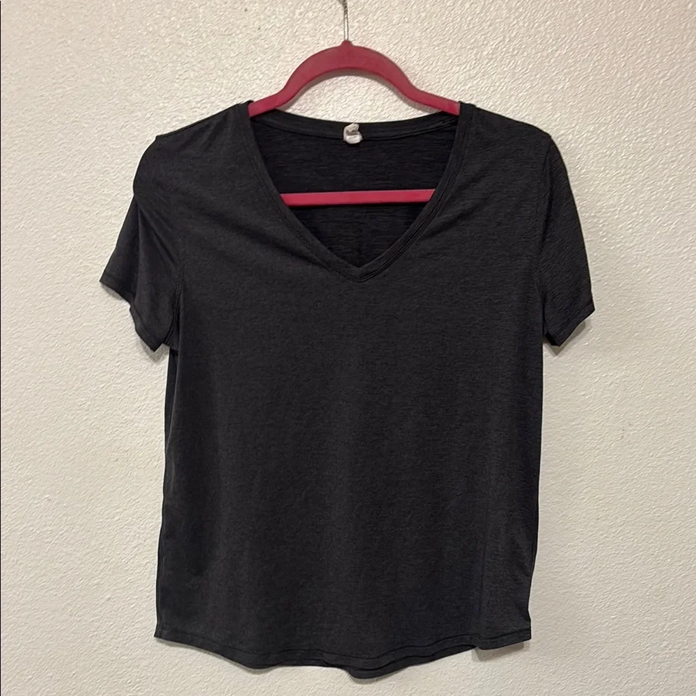 Classic Black V-Neck Women's Top‎